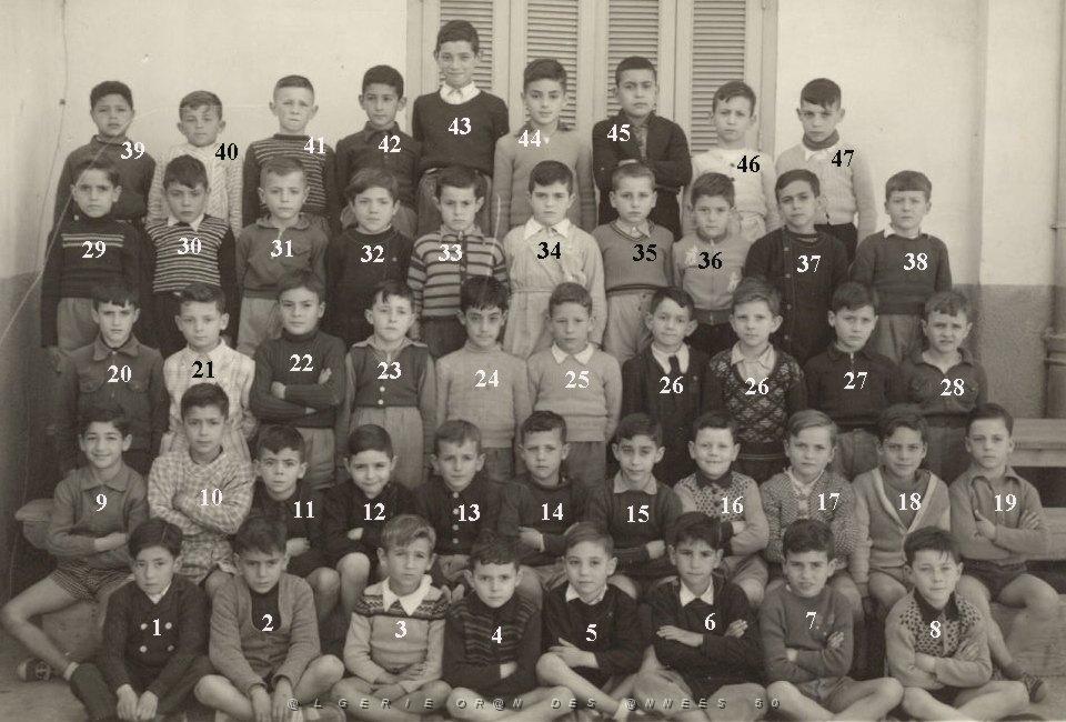 ECOLE DELMONTE GARCONS 1951 CE1 MLLE PAULE HEUDIER.jpg